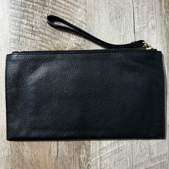 Michale Kors | Black Leather Wristlet - Picture 3 of 5